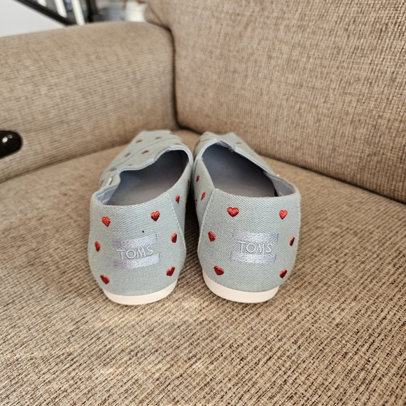 Toms Slip On Heart - Picture 6 of 8